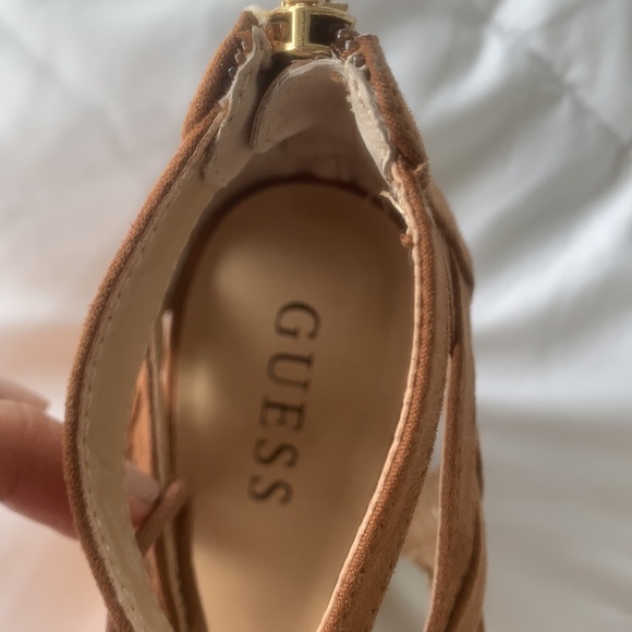Brand new Guess women’s wedges . Size 6 - Picture 5 of 7